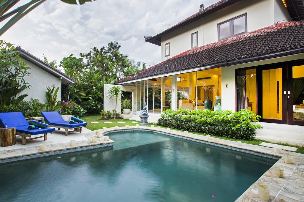 Villa Arushi Seminyak Zewnętrze zdjęcie